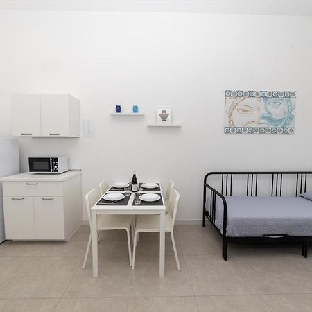 Boma Home Avola Luaran gambar